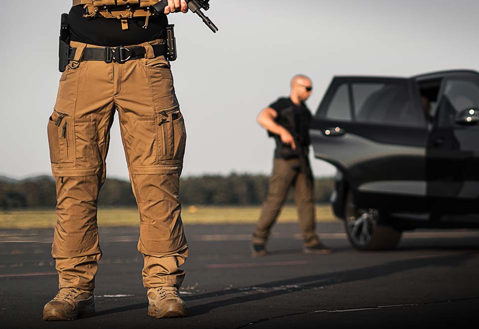 Tan store tactical pants